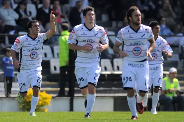 All Boys, lo dio vuelta y le ganó a Lanús por 2 a 1