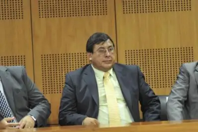 Ediles confrontan con Yapura por la distribución de fondos
