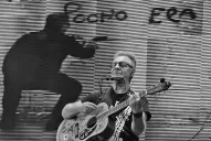 León Gieco, en contra de las mineras canadienses