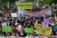Beder Herrera cedió a la presión popular y se demorará la explotación del Famatina
