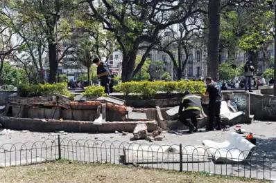Por la explosión en la plaza, la fiscala ordenó revisar 168 horas de video de seis cámaras
