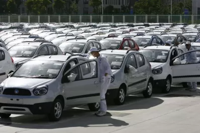 El patentamiento de autos pisó el freno, afectado por los feriados