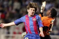A ocho años del debut de Messi en Barcelona