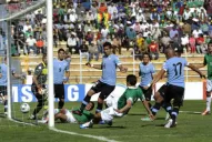 Bolivia goleó a Uruguay en la altura de La Paz
