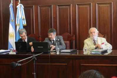 El veredicto final de los tres
jueces se conocerá en 24 días