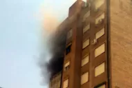 El incendio en un departamento causó temor en Barrio Sur