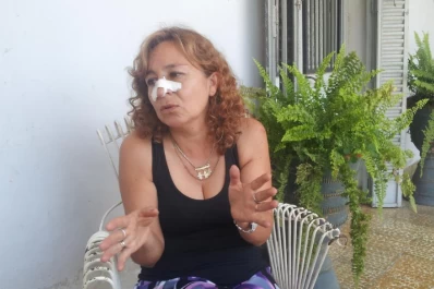 Una maestra fue golpeada por un alumno de 13 años y tiene miedo de volver a clases