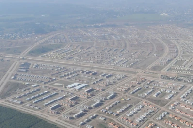 Alperovich sube el Inmobiliario hasta 25%