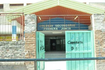 Una alumna tuvo un aborto espontáneo en la escuela