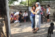 Su mamá lo encadenaba para que no saliera a robar ni a fumar paco, pero se escapó y lo mataron