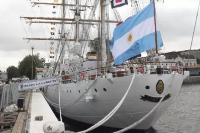 Timerman viaja a la ONU por el conflicto de la Fragata Libertad