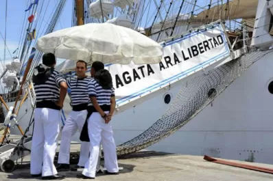 Los marinos de la Fragata Libertad llegan el miércoles