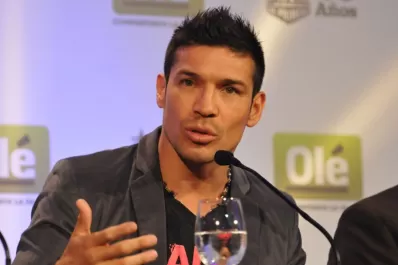 Maravilla Martínez quiere a Mayweather Jr