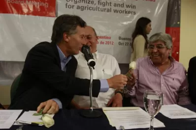 Macri y Moyano, unidos por el amor al país
