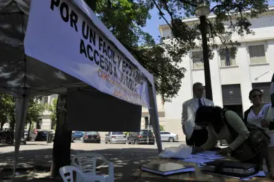 Abogados, en pie de guerra por nuevos cambios a la mediación