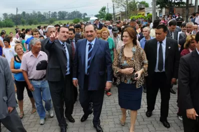 Un crédito por U$S 2 millones domina la pelea entre el Gobierno y la Bancaria