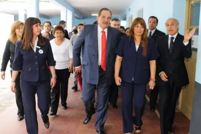 Alperovich: los resultados de la ley 4 am son buenos; no hay por qué cambiarla