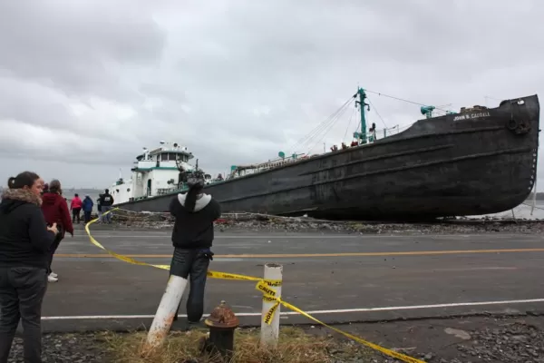 Huracán Sandy: decenas de muertos, drestozos y millones de casas sin electricidad