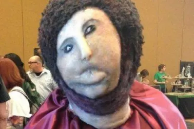 ¡Feliz Halloween! El 'Ecce Homo' de Borja arrasa como disfraz