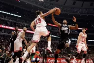 Buenos arranques para Delfino y Scola