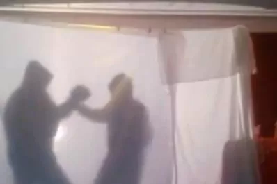 La fe y la duda se enfrentan en el ring de una iglesia evangelista