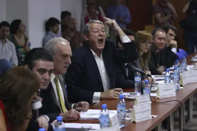 A los gritos con la oposición, los K dan dictamen al per saltum