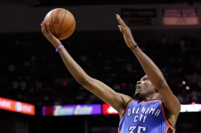 Los Spurs ganan sin Ginóbili