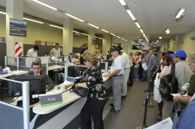 Allanan las viviendas de los inspectores de la Dipsa