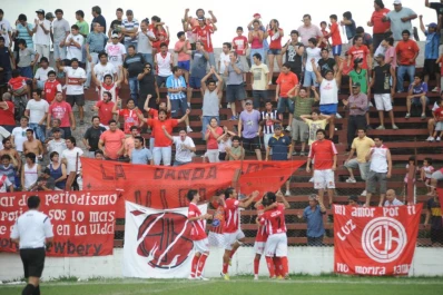 El aviador voló alto