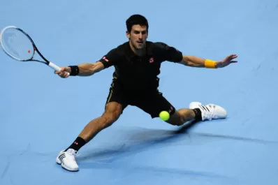 Djokovic arrancó con éxito en Londres
