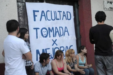 La toma de la facultad de Artes de Aguilares cumple 22 días