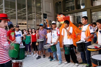 Adolescentes copan el teatro con obras clásicas y colectivas