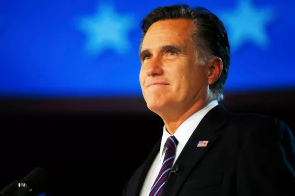 Romney: rezo por Obama