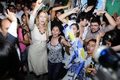 Giorgi bailó, cantó y criticó a los agoreros