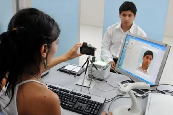 Desde el lunes, el DNI se renueva a los 14 años