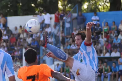 Nieva cumplió la sanción y reaparecerá el domingo