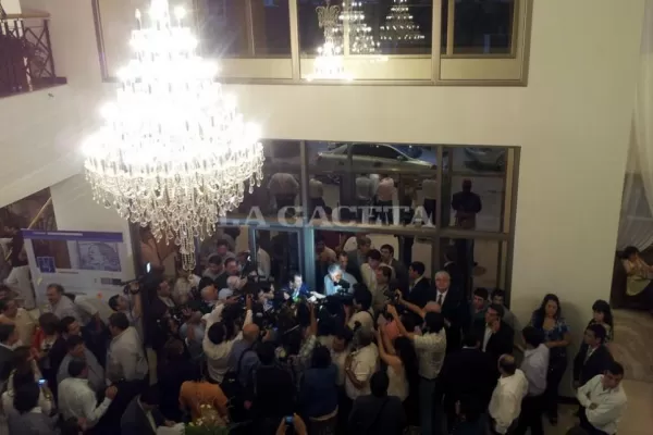 Los popes del kirchnerismo debaten la formación de nuevos dirigentes