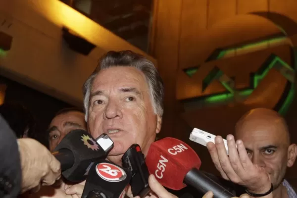 Barrionuevo dijo que Boudou es un delincuentazo