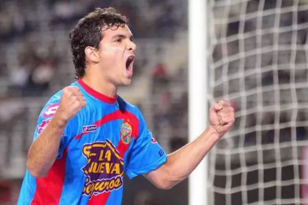 Zelaya le dio otro triunfo a Arsenal