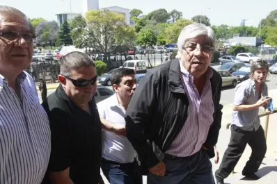 Moyano y Micheli realizan el primer paro contra el kirchnerismo