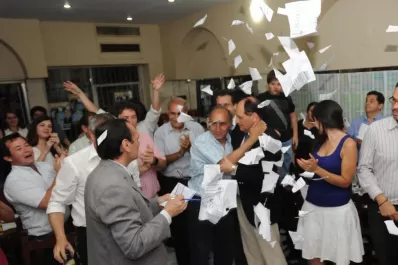 Aplastante victoria oficialista en el Colegio de Abogados