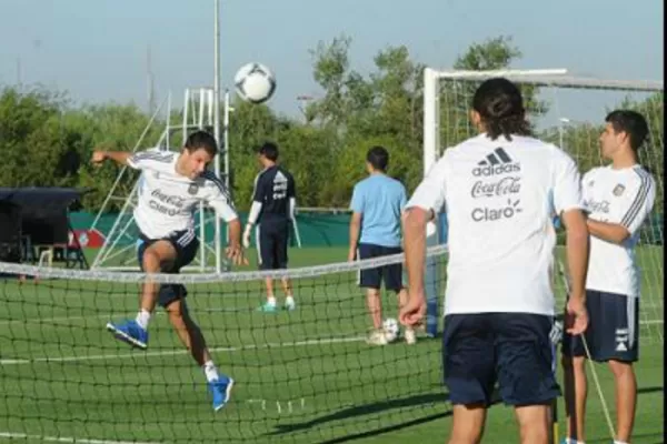 Sabella desafectó a Clemente Rodríguez y Braña, y convocó a Ponzio