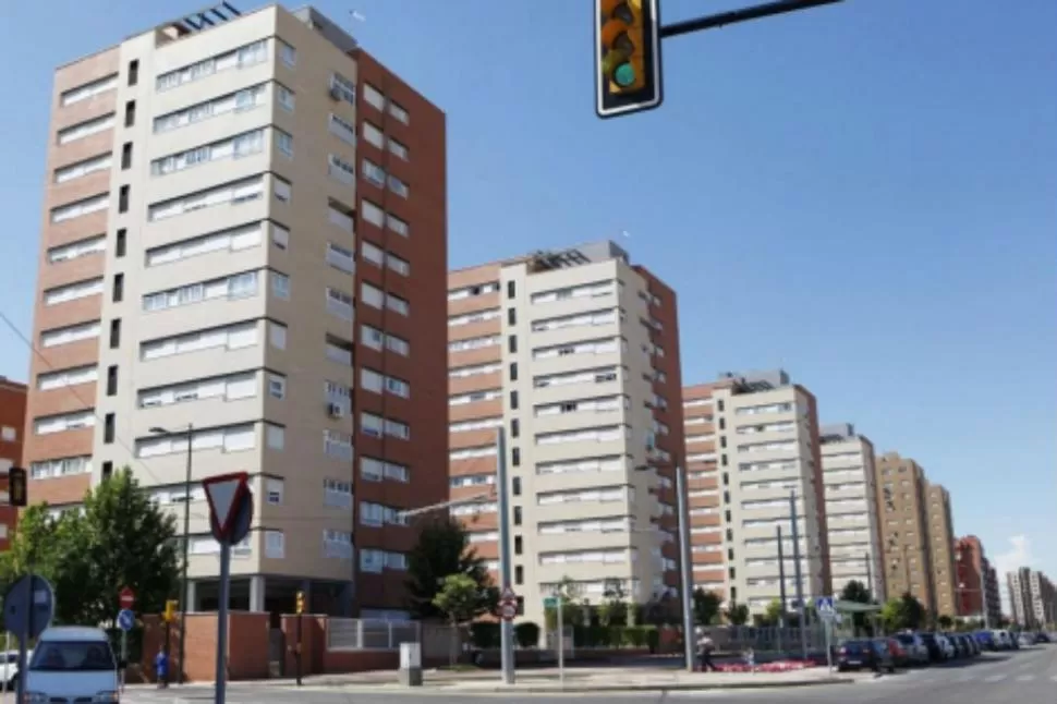 MERCADO DEPRIMIDO. Los precios de viviendas han caído un 33,2% en España. FOTO TOMADA DE ELMUNDO.ES