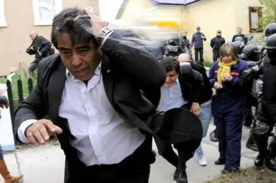 Huevazos para kirchneristas