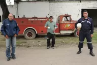 Estaba en el piso, desesperado, me mordían la cara hasta que me levanté y logré escapar