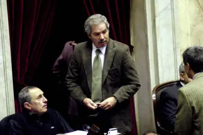 Según Obeid, la provincia le quedó grande al socialismo