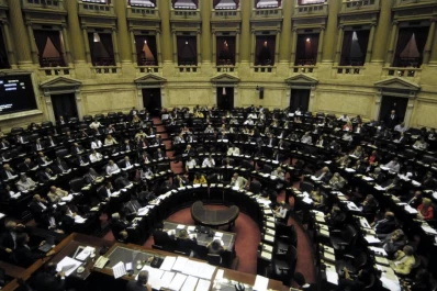 Podrían controlar con pulseras las salidas de los violadores