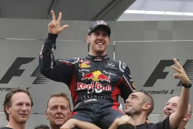 Vettel, sus lágrimas y una radio descompuesta
