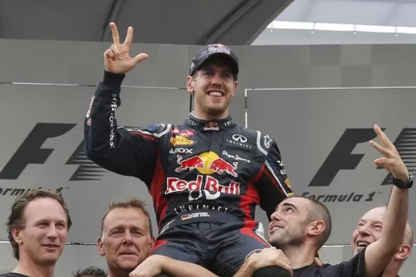 Vettel, sus lágrimas y una radio descompuesta