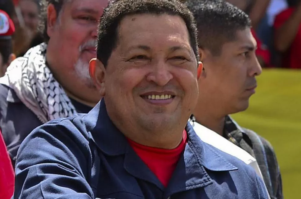 A CUBA. Chávez afirmó que se somterá a un tratamiento especial por su enfermedad. REUTERS